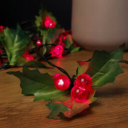Samuel Alexander Premier 2.8M Holly Garland With Red Berries And 40 Red Leds - thumbnail 5