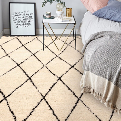 Cream Shaggy Kilim Luxurious Modern Moroccan Easy To Clean Geometric Rug For Diningroom-120Cm X 170Cm - image 1