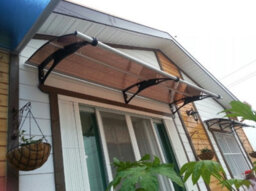 Canofix UK Canofix Door Canopy Pc 1800 Width X 1000 Projection (Black Bracket - Bronze Sheet) - thumbnail 2