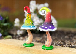 Marco Paul Set Of 2 Resin Multi-Coloured Toadstool Garden Ornament - thumbnail 5