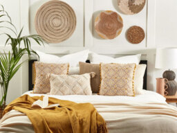 Beliani Set Of 2 Decorative Cushions Lycrois Cotton 45 X 45 Cm Yellow Floral Pattern - thumbnail 2