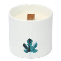 Serenityy Luxury Botanical Soy Wax Candle Gift Set - Floral Viola, Iris, Geranium & Vetiver, Wooden Wick, 30Hr Burn Time - thumbnail 4