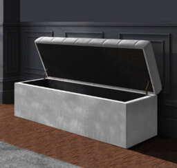 90Cm Sd Ottoman Storage Box, Silver Velvet Upholstered Chesterfield Storage Ottoman Box - thumbnail 2