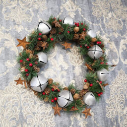 Shatchi 25Cm Bells Stars And Pine Green Christmas Wreath - thumbnail 8