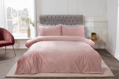 Smart Living Luxury Soft & Elegant Matte Velvet Duvet Cover Set With Pillowcases - image 1