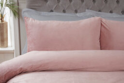 Smart Living Luxury Soft & Elegant Matte Velvet Duvet Cover Set With Pillowcases - thumbnail 2