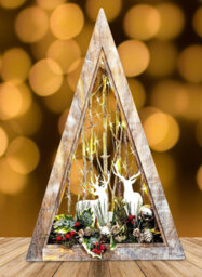 Shatchi B/o Led Wooden Reindeer Scene - Triangle Shape - W36Xd6.5Xh57Cm - thumbnail 3