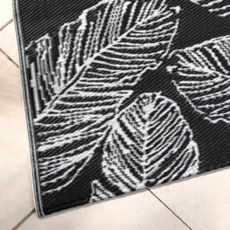Fusion Matteo Leaf Print Uv Resistant Black Outdoor Rug - thumbnail 2
