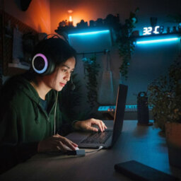 B.k.licht 5M Rgb Led Strip Light Tape Usb Remote Control Colour Changing Tv Gaming - thumbnail 5