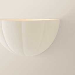 Valuelights Leonardo Paint-Me Plain Ceramic Scallop Flush Wall Light With Bulb - thumbnail 4