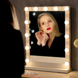 Living And Home Hollywood Vanity Mirror Makeup Mirror Touch Control Lighted Mirror With 13 Dimmable Light Bulbs 40X 52Cm - thumbnail 3