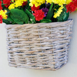 Primrose Artificial Wildflower Wall Floral Arrangement In Wicker Basket 32Cm - thumbnail 3