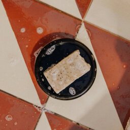 Cosmic Soap Dish, Grey, Award-Winning Design, Geyser Collection - thumbnail 7