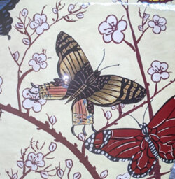 Downton Interiors Cream Butterfly Oriental Chinese Ceramic Porcelain Table Lamp - thumbnail 4