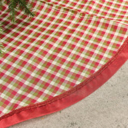 Melody Maison Red Checked Print Christmas Tree Skirt - 120Cm - thumbnail 3