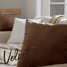 Deconovo Set Of 2 Crushed Velvet Cushion Covers 45Cm X 45Cm 18X18 Inches Pillow Cases For Bedroom With Invisible Zipper Chocolate - thumbnail 3