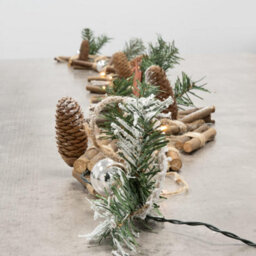 Globrite Frosted 1M Christmas Garland Wreath With 10 Warm White Leds - Fitted With Fairy Lights, Baubles, Pine Cones & Berries - thumbnail 2