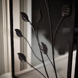 Dibor Vintage Style Leaf Vine Black Three Fold Fireplace Guard Fire Screen Guard H60Cm X W100Cm - thumbnail 4