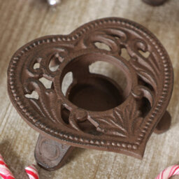 Dibor Set Of 2 Cast Iron Heart Table Decor Centrepiece Décor Candle Holders - thumbnail 4