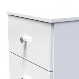 Yarmouth Ready Assembled Matt White No Effect 3 Drawer Bedside Chest (H)685mm (W)370mm (D)390mm - thumbnail 3