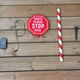 Samuel Alexander 80Cm Battery Operated Light Up Santa Stop Here Sign With White Leds - thumbnail 3