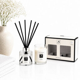Aroma Naturals Minimalist Luxe Candle & Reed Diffuser Gift Set Caramel, Fruitscent - thumbnail 3
