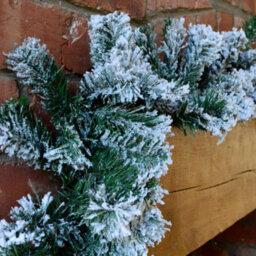 Samuel Alexander Premier 2.7M Snow Flocked Pine Christmas Garland With Glitter Finish - thumbnail 5