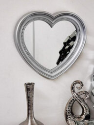 Biznest W-30Cm X H-33.5Cm Heart Shaped Plastic Wall Hanging Bathroom Mirror Stylish Decor Mirror - thumbnail 2