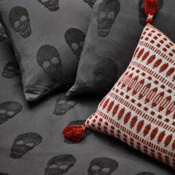 The Linen Yard Skulls Tufted 100% Cotton Duvet Cover Set, Double, Grey - thumbnail 4