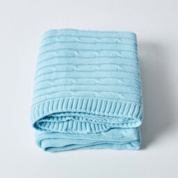 Homescapes Cotton Cable Knit Pastel Blue Throw, 150 X 200 Cm - thumbnail 3