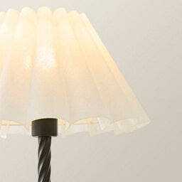 Valuelights Maura White Scallop Pleated Tapered Shade Matte Black Twist Table Lamp And Bulb - thumbnail 4
