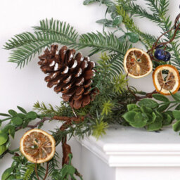 Dibor Fruits Of The Forest Xmas Decoration Table Garland Decorative Christmas Garland 1.5M - thumbnail 3