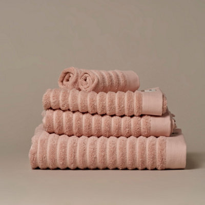 Misona Organic Cotton Bath Sheet - Blush - image 1