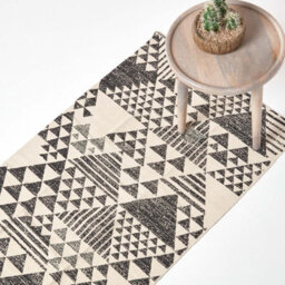 Homescapes Delphi Black And White Geometric Style 100% Cotton Printed Rug, 66 X 200 Cm - thumbnail 1