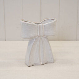Satchville White Ceramic Bow Vase - thumbnail 1