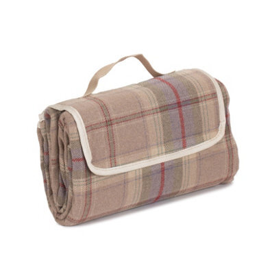 Red Hamper H136 Polyester Lavender Polyester Fleece Tartan Picnic Rug - image 1