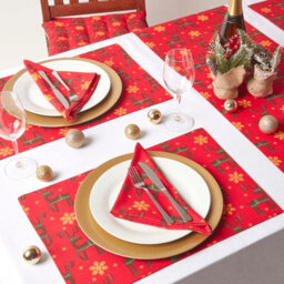 Homescapes Red Reindeer Christmas Placemats, Set Of 4 - thumbnail 2