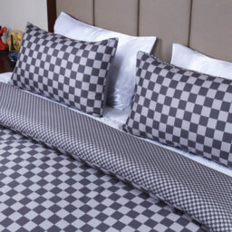 Ameha Printed Duvet Quilt Cover 3 Piece Set Chess Pattern Design Reversible & Skin-Friendly Super King Size (260X220Cm) - thumbnail 9