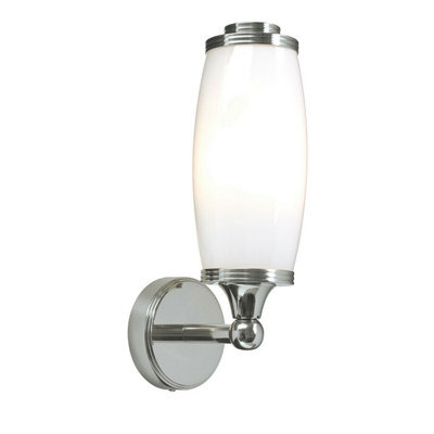 Stylish Ip44 Wall Light With Enclosed Glass Shade And Led Bulb For Modern Bathrooms - image 1