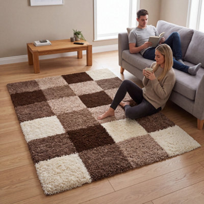 "Bravich Beige Checked Shaggy Rug 160 X 230Cm (5'3"" X 7'7"")" - image 1