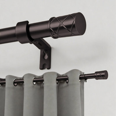 Oxford Homeware Satin Black Nickel Effect Extendable Curtain Pole With Metal Cylinder Finials, (L)1200mm-2100mm (Dia)28mm - image 1