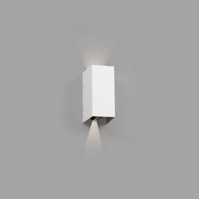 Luminosa Lighting Luminosa Blind Outdoor Led Up Down Wall Lamp White 6W 3000K Ip54 - image 1