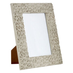 Orsina Prisma Grey Photo Frame, Textured Geometric Design With Matte Grey Finish, Freestanding Display For 4X6 - thumbnail 2