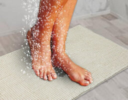 Super Soft Chloe Microfiber Fast Dry Bath Mat Bathroom Shower Machine Washable 50 X 80Cm Vanilla - thumbnail 4