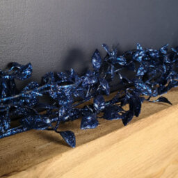 Samuel Alexander 1.5M Midnight Blue Glitter Leaf Christmas Garland Decoration With Hanging Loop - thumbnail 3