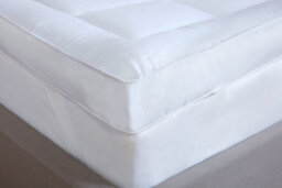 Rapport Home King Luxury Microfibre Mattress Topper - thumbnail 3