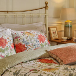 Voyage Maison Voyage Delamere 100% Cotton Reversible Duvet Cover Set, Multicolour, King - thumbnail 2