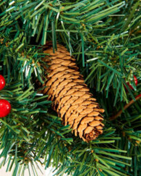 Werchristmas Extra-Thick Mixed Pine Artificial Christmas Garland 9 Ft With Pinecones And Berries - thumbnail 6