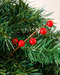 Werchristmas Extra-Thick Mixed Pine Artificial Christmas Garland 9 Ft With Pinecones And Berries - thumbnail 5