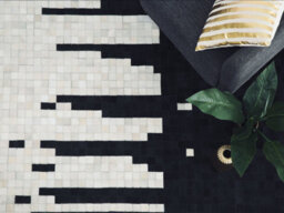 Beliani Rug Bolu Black 80 X 150 Cm Leather - thumbnail 2